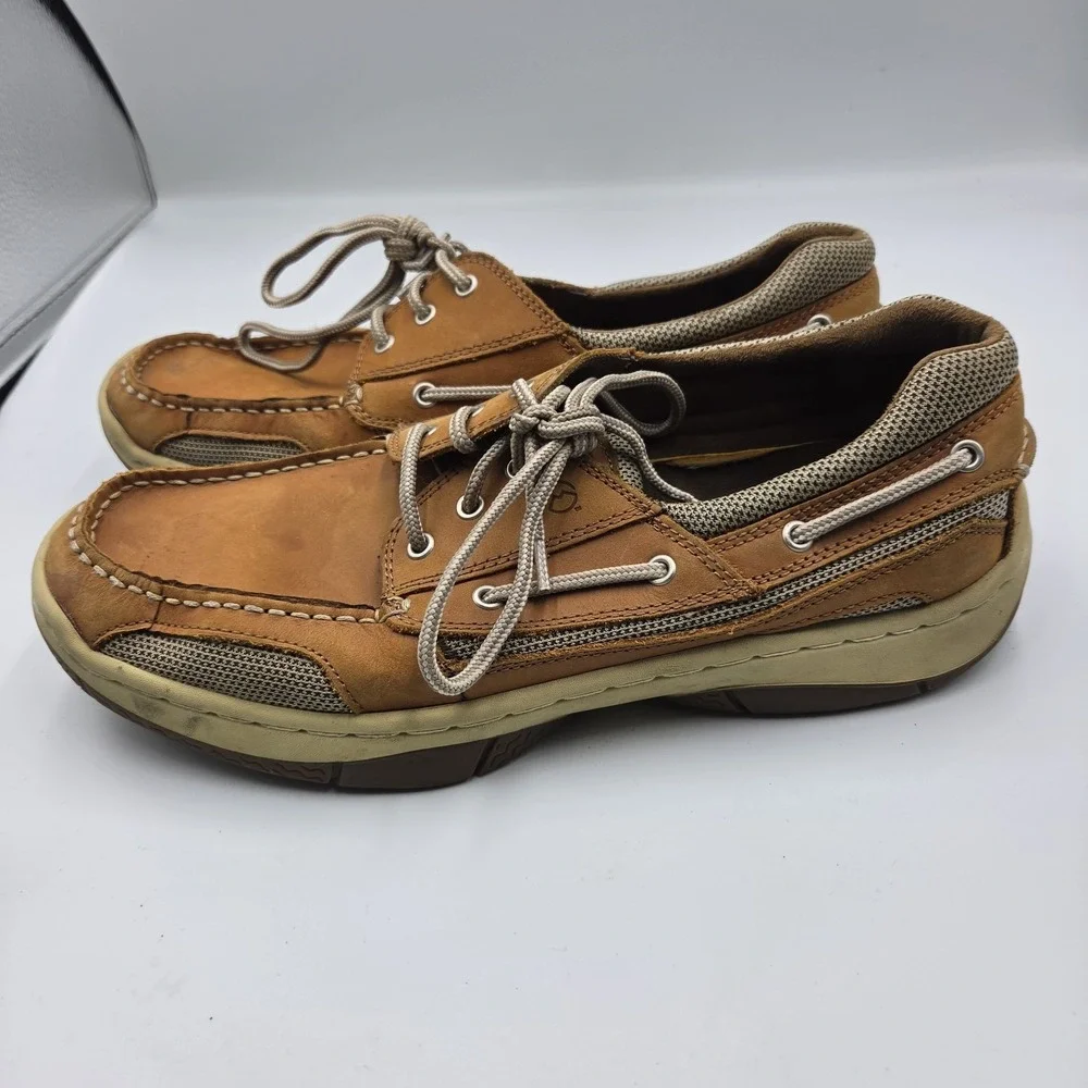 Magellan Outdoor Boat Shoes Men's Size 11 Brown Leather Lace-Up Casual Comfort